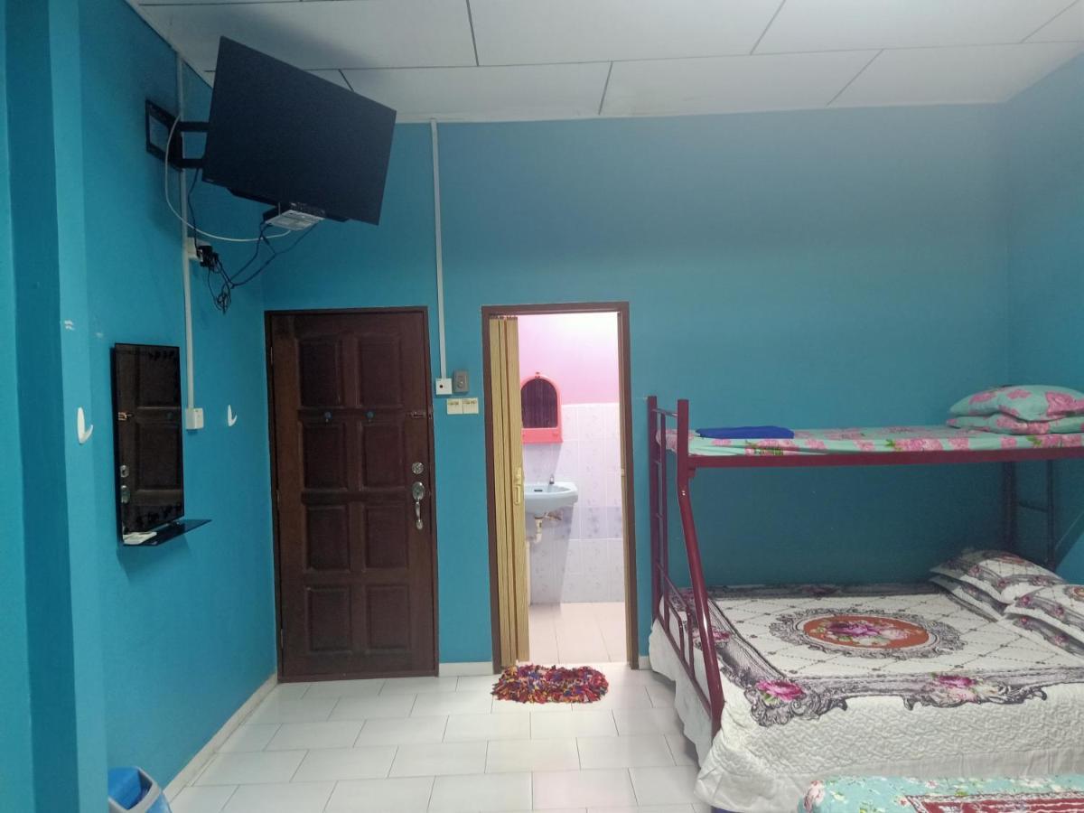 Homestay Roomstay Muar Srizahrani 외부 사진