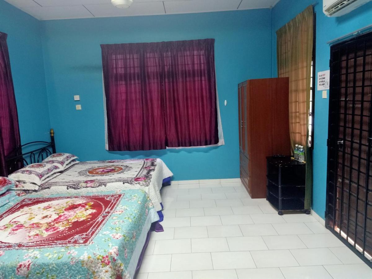 Homestay Roomstay Muar Srizahrani 외부 사진