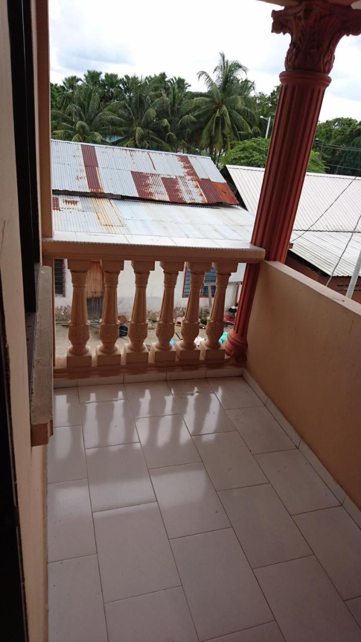 Homestay Roomstay Muar Srizahrani 외부 사진